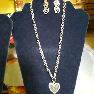 WOMEN'S NECKLACE WITH EARRINGS